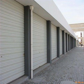 成都彩鋼門卷簾門系列，就找四川依錦門業(yè)，專業(yè)生產與銷售各種卷簾門