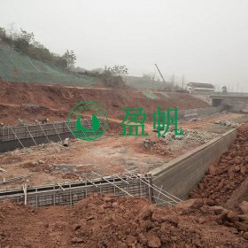 新疆天然鈉基膨潤土防水毯  4800g膨潤土防水毯  5000g垃圾填埋場專用防水毯  人工湖防水毯