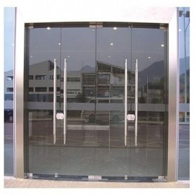 商場(chǎng)水晶折疊門(mén) 百亨鋁合金折疊門(mén) 水晶折疊門(mén) 商場(chǎng)透明折疊水晶門(mén) 生產(chǎn)供應(yīng)