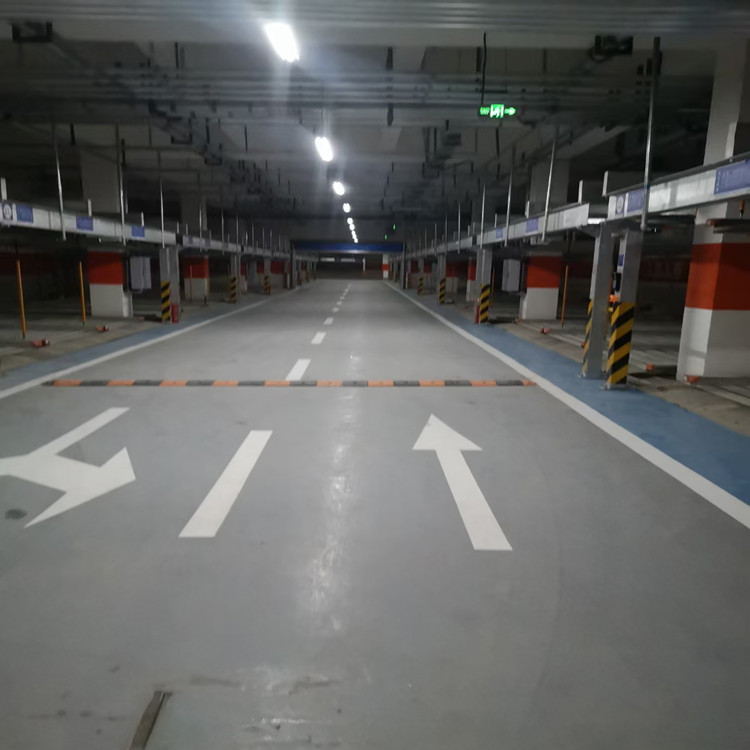 兩層升降立體車(chē)庫(kù) 智能停車(chē)位 占地面積小 空間利用率高