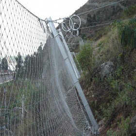 防落石主動被動邊坡防護網景區(qū)危巖柔性鋼絲繩網山體滑坡被動菱形網