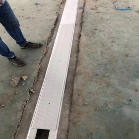【海盈牌】成都地面鋁合金伸縮縫蓋板廠家直銷(xiāo)