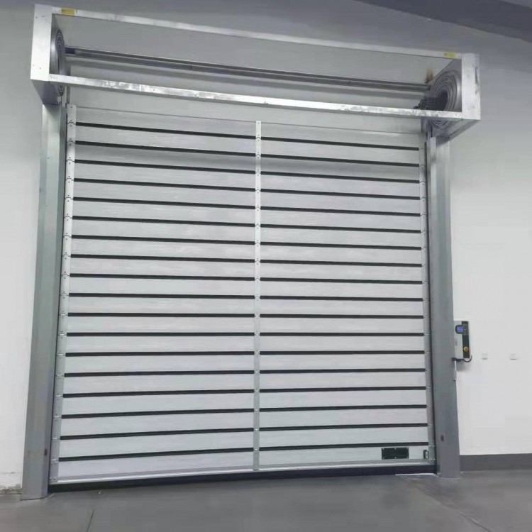硬質(zhì)快速門 渦輪自動感應(yīng) 車間廠房可安裝 伺服電機(jī)運(yùn)行平穩(wěn) 噪音小
