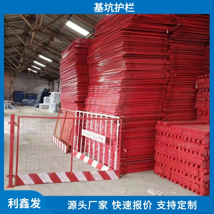 藍色清新場景美妝保濕護膚面膜產(chǎn)品展示寶貝主圖 (10)