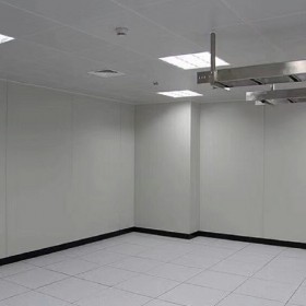 四川機(jī)房彩鋼板批量銷售 凈化機(jī)制彩鋼夾芯板價格