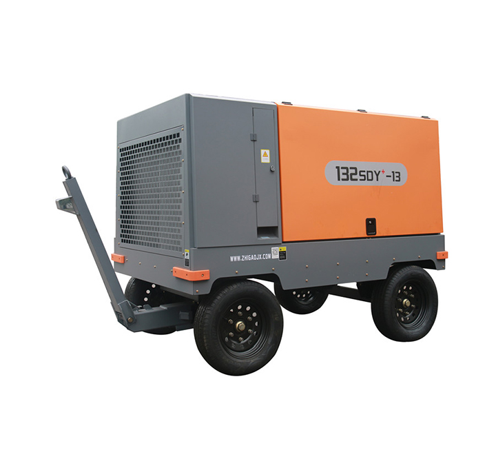 重型移動螺桿式空氣壓縮機(jī)-電移動產(chǎn)品