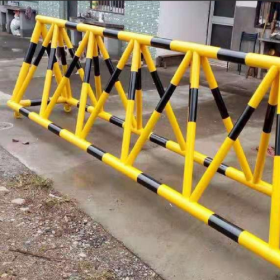 拒馬移動(dòng)路障帶刺防撞拒馬護(hù)欄阻車幼兒園單位學(xué)校防沖撞設(shè)施