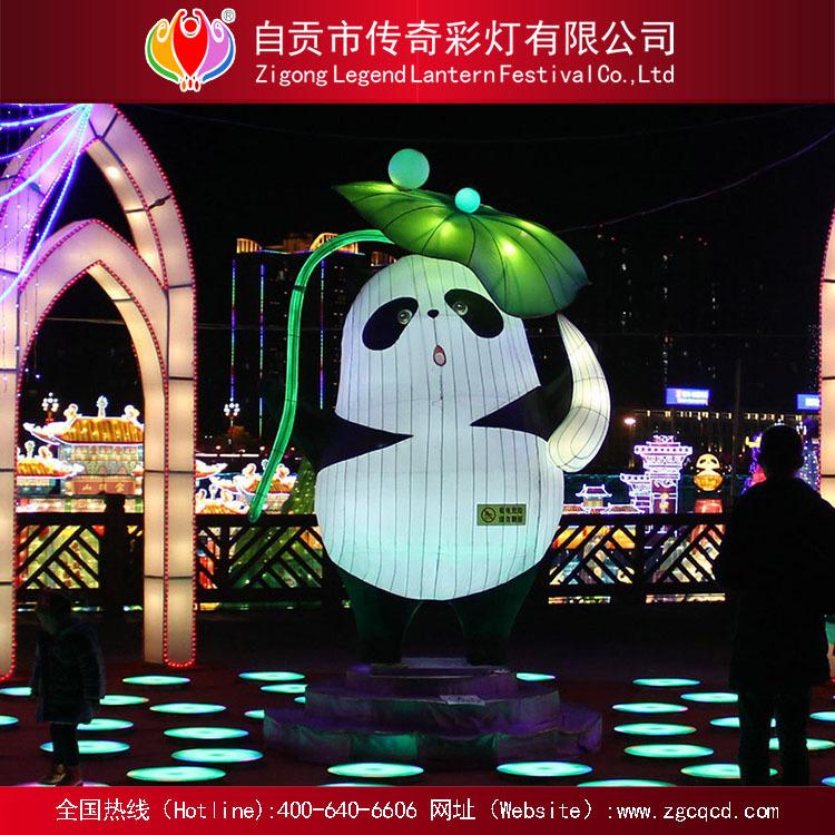 設(shè)計(jì)策劃圣誕節(jié)主題裝飾熊貓卡通燈