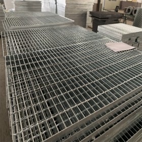 鍍鋅鋼格柵板生產(chǎn)廠家 四川川豐專業(yè)生產(chǎn)鋼格柵板 鍍鋅鋼格柵板  格柵板鋼格板廠 生產(chǎn)廠家自產(chǎn)自銷 鍍鋅鋼格柵板價(jià)格合理