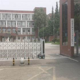 不銹鋼電動(dòng)伸縮門(mén)  電動(dòng)伸縮門(mén)生產(chǎn)廠家 電動(dòng)伸縮門(mén)批發(fā)