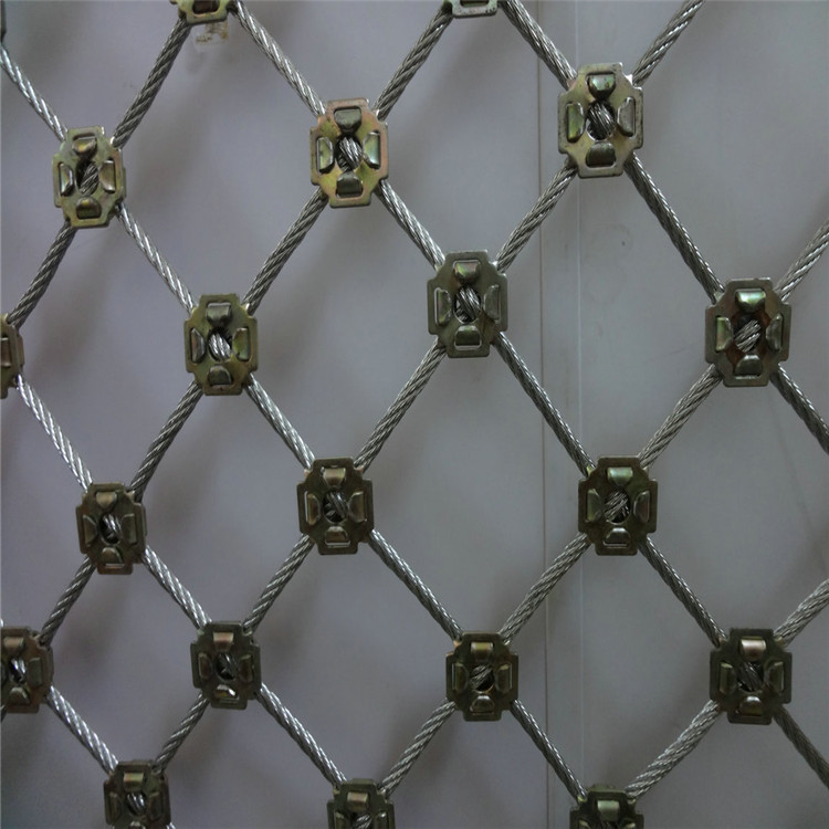 src=http://m.pttip.com/skin/10012/image/nopic.gif