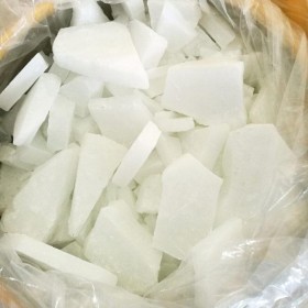 廠家直銷 雕白粉 工業(yè)級吊白塊 拔染劑還原劑吊白塊 質量保證