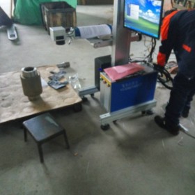 成都臺式激光打標機 移動式打標機 大型工件移動打碼方便快捷 光纖激光打標機