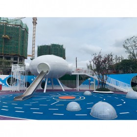 四川富瑞精典成品雕塑卡通小熊小孩滑滑梯雕塑游樂設(shè)施公園商場(chǎng)雕塑