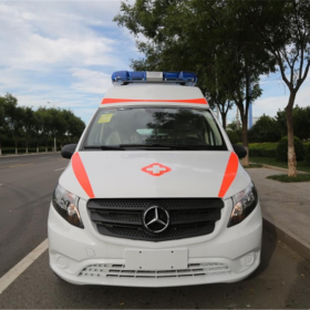 新威霆高級負(fù)壓監(jiān)護(hù)轉(zhuǎn)運型救護(hù)車   救護(hù)救援車監(jiān)護(hù)型
