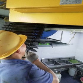 宏雙清潔 油煙機管道清洗 專業(yè)團隊上門服務承包大型油煙清洗工程