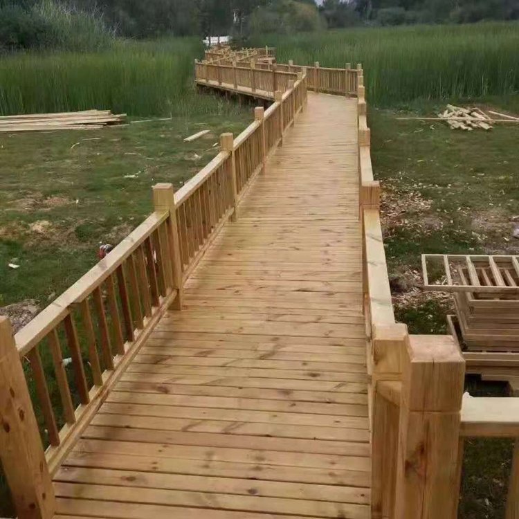 公園河道景觀防腐木棧道定制安裝 恒希木業(yè) 品質保證