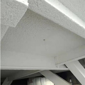 宜賓設(shè)備機(jī)房無機(jī)纖維噴涂施工 吸聲保溫防火噴涂施工一體化 綠色保溫噴涂材料 環(huán)保無毒