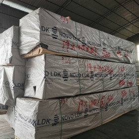 批發(fā)進口烘干料 新弘瑞森現(xiàn)貨云杉 大批量出貨F級原材