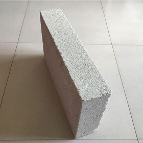 珍珠巖保溫板 防水 強(qiáng)度 好 屋面外墻隔熱 冷庫(kù)保溫廠家供應(yīng)批發(fā)