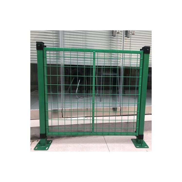 廠價(jià)玉恒源供應(yīng)荷蘭網(wǎng)、浸塑電焊網(wǎng)、護(hù)欄網(wǎng)、防護(hù)網(wǎng)