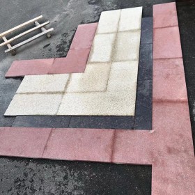 中國(guó)紅石材拼接硬度高 巖石礦物質(zhì)組成 耐酸耐堿 優(yōu)質(zhì)建材