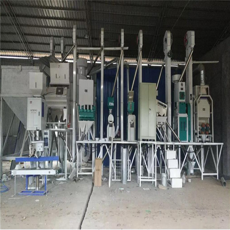 碾米機設(shè)備 大型大米成套加工設(shè)備 全新升級 操作簡單