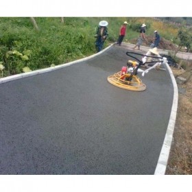 都江堰市 彩色透水混凝土 透水地坪粘接料廠家 透水地坪報(bào)價(jià) 批發(fā)價(jià)格 0元輔導(dǎo) 送貨上門