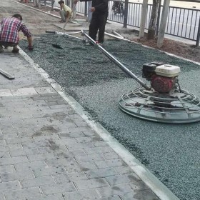 彩色透水砼 生態(tài)彩色透水混凝土 市政建設(shè)、學(xué)校操場(chǎng)地坪 免費(fèi)到地指導(dǎo)