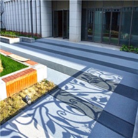 彩色透水混凝土道路 彩色透水混凝土材料生產(chǎn)廠家 透水混凝土材料報(bào)價(jià) 量大送貨到工地