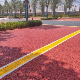 六盤(pán)水市 彩色滲透地坪 透水道路鋪裝 透水混凝土配料 電話咨詢